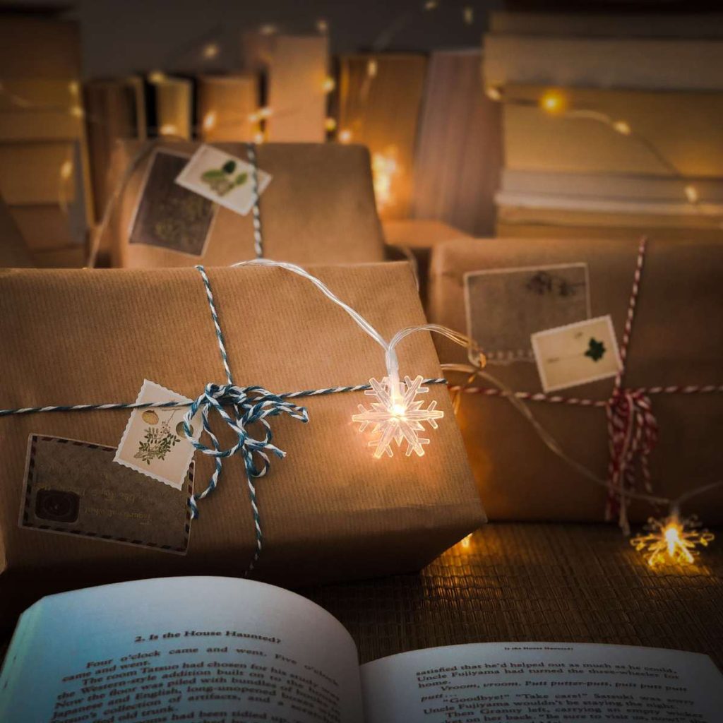 calendario avvento letterario libri incartati natalizi